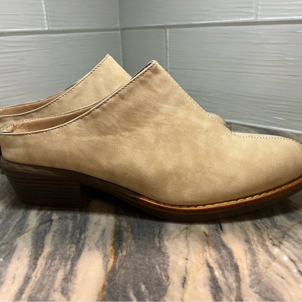 American Rag Women's Boho Mule Clogs Slip On Segovia Milk Beige Vegan Sz 11 NWOT